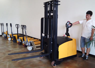 Pallet Stacker Forklift Terhitung Dengan Desain Sistem Drive AC Tanpa Kaki