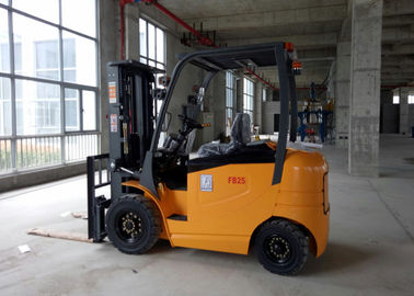 Gudang Duduk Forklift 1,6 Ton Dengan Kontroler Warna Kuning Performa Tinggi