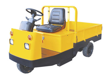 Operator Tunggal Mengemudi Traktor Tow Listrik Operasi Mudah Warna Kuning