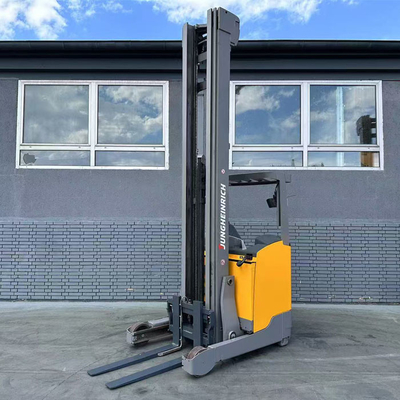 kualitas  Various Heights Used Reach Truck Jungheinrich Brand Warehouse Forklift Trucks pabrik