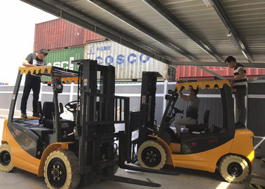 Forklift Kontrol Baterai Digital Dioperasikan, Forklift Lorong Sempit Dengan Kemudi