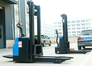 3m Container Pallet Stacker Truck 2 Ton Dengan Magnet Suction Battery Cover